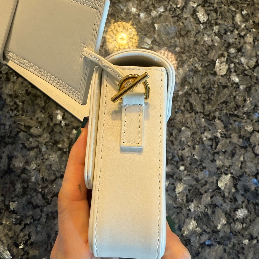 Jacquemus white Le Carinu Shoulder Bag - Picture 12 of 13